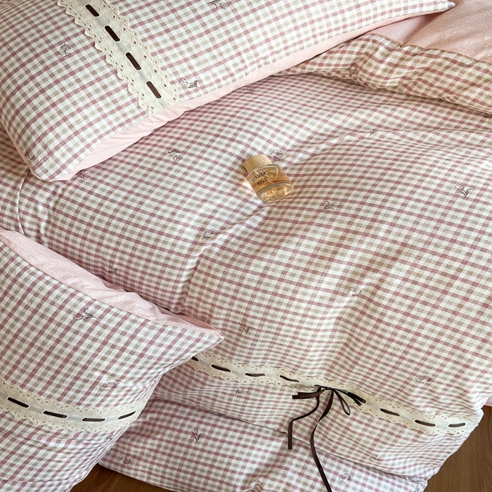 91家纺网 家纺一手货源 找家纺 可思家纺2025新款云感木棉皱皱纱四件套 格调粉