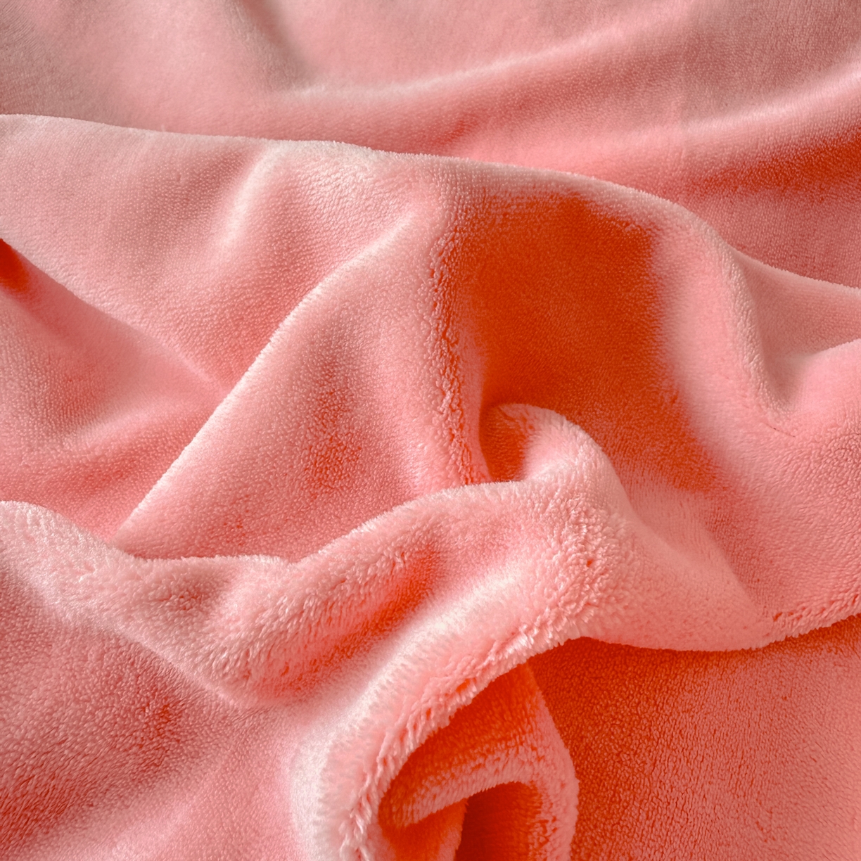 91家纺网 家纺一手货源 找家纺 莱凯家纺 2025新款毛巾绣牛奶绒四件套 彩虹小马