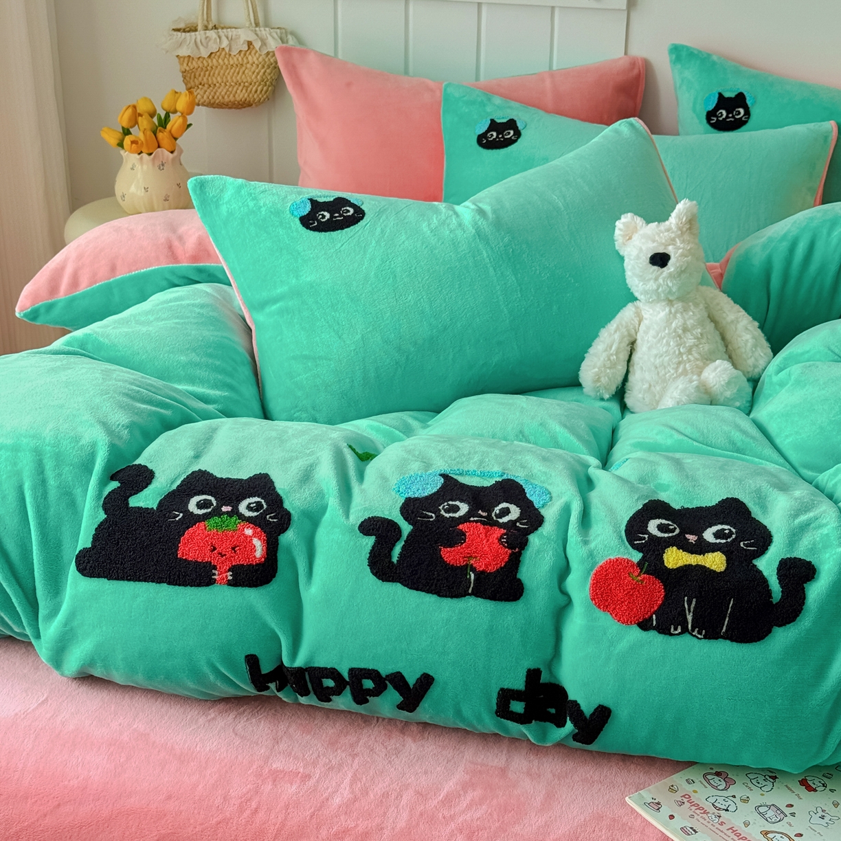 莱凯家纺 2025新款毛巾绣牛奶绒四件套 苹果猫