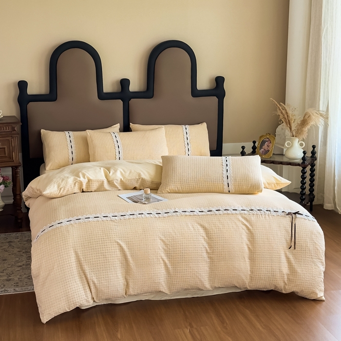 91家纺网 家纺一手货源 找家纺 可思家纺2025新款云感木棉皱皱纱四件套 奶油格子