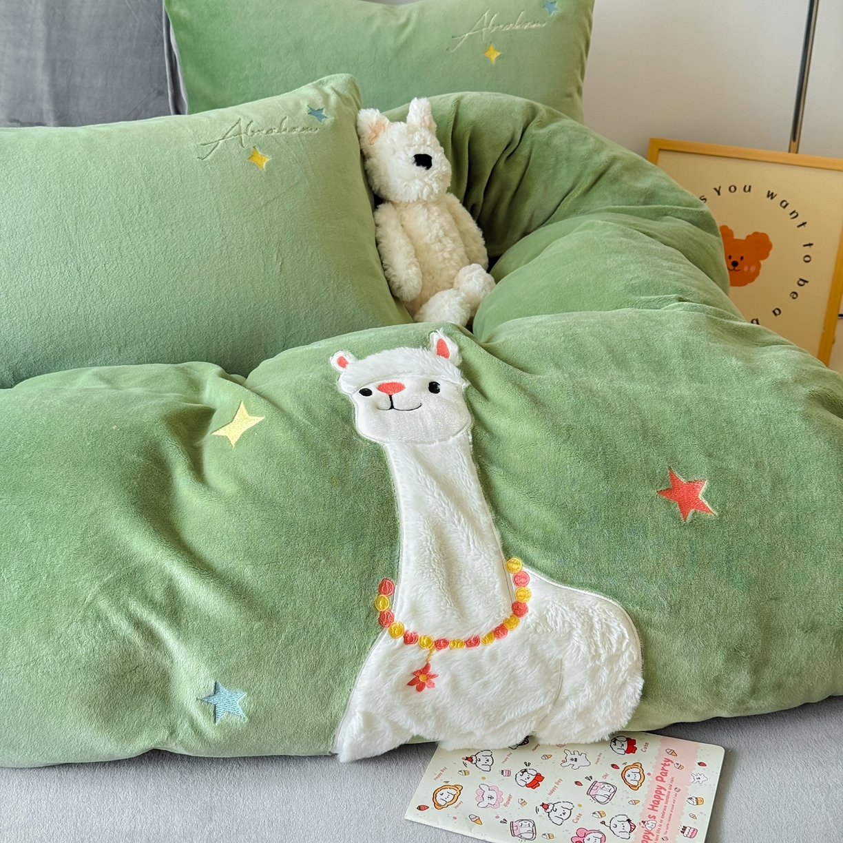 91家纺网 家纺一手货源 找家纺 （总）莱凯家纺 2025新款贴布绣牛奶绒四件套