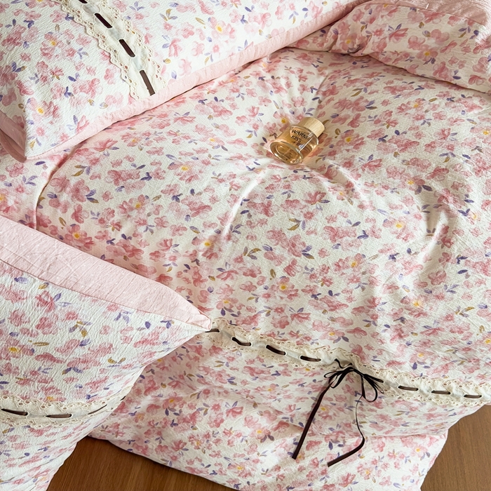 91家纺网 家纺一手货源 找家纺 可思家纺2025新款云感木棉皱皱纱四件套 小美好