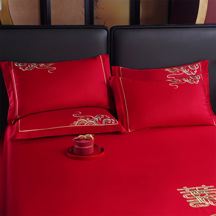 91家纺网 家纺一手货源 找家纺 千禧家纺 2024新款长绒棉绣花婚庆三件套 花团锦簇