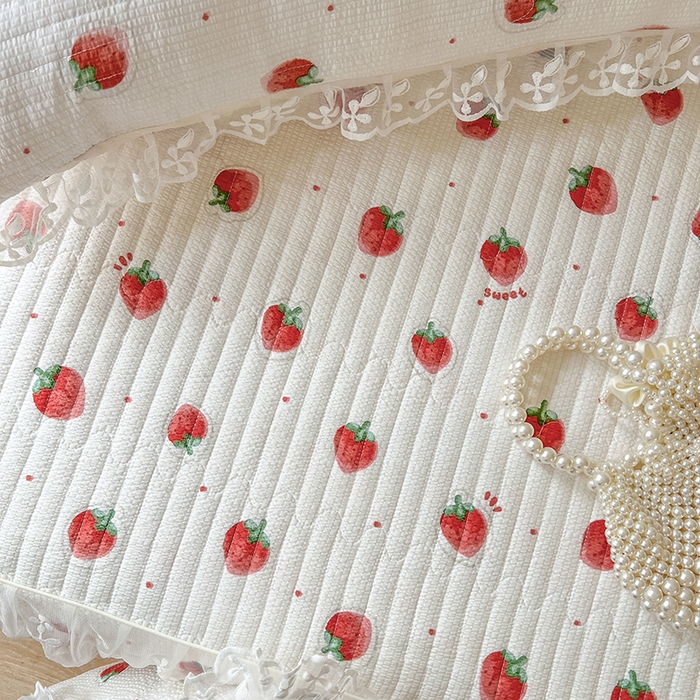 91家纺网 家纺一手货源 找家纺 麒豆豆 2025新款泡泡棉印花床笠 甜心草莓