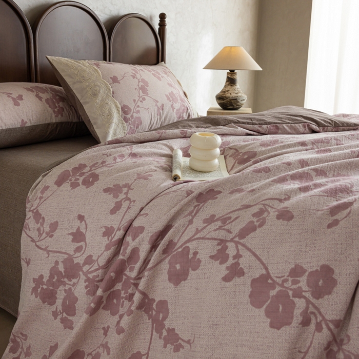 91家纺网 家纺一手货源 找家纺 迷尚家居 2025新款复古色织仿棉麻全棉花边四件套 俏颜-棉麻