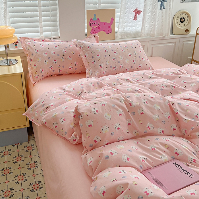 91家纺网 家纺一手货源 找家纺 布可家纺 2025新款水洗磨毛印花四件套 粉粉KT