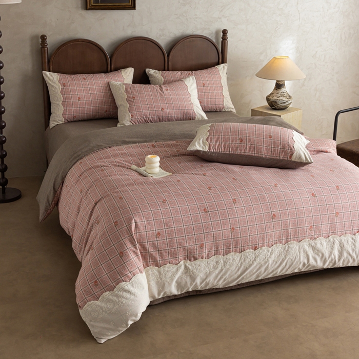 91家纺网 家纺一手货源 找家纺 迷尚家居 2025新款复古色织仿棉麻全棉花边四件套 秋恋红-棉麻