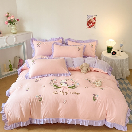 91家纺网 家纺一手货源 找家纺 （总）易禾家纺 2025新款韩版小清新毛巾绣水洗棉四件套学生宿舍三件套铃兰小兔系列（专板花型）