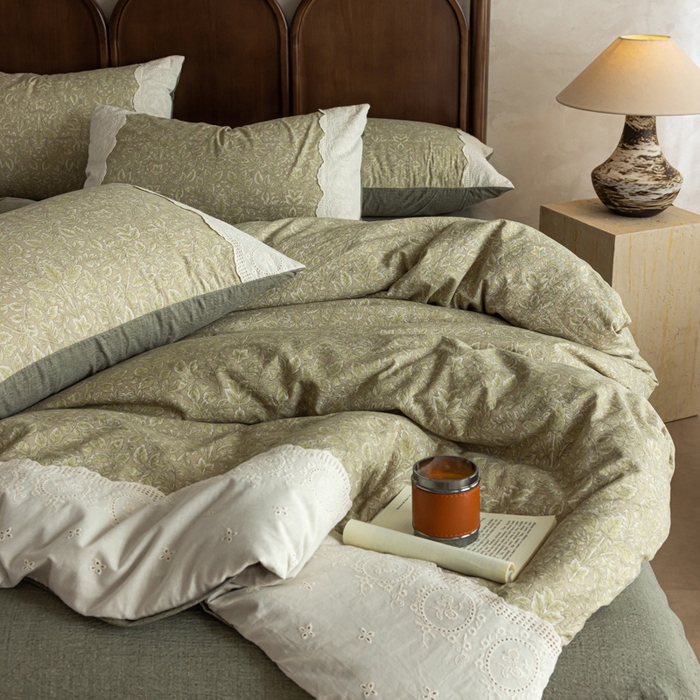 91家纺网 家纺一手货源 找家纺 迷尚家居 2025新款复古色织仿棉麻全棉花边四件套 古奈绿-棉麻