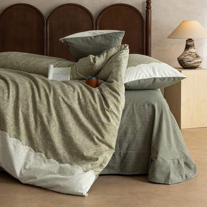 91家纺网 家纺一手货源 找家纺 迷尚家居 2025新款复古色织仿棉麻全棉花边四件套 古奈绿-棉麻