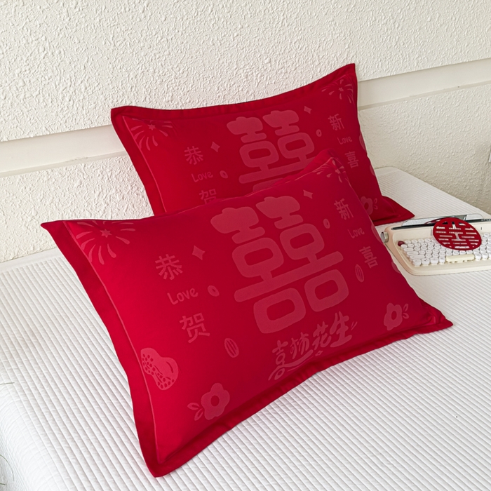 91家纺网 家纺一手货源 找家纺 悦然毛巾被 2025新款婚庆大红三层全棉纱布枕套 喜事花生