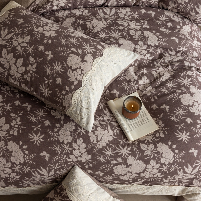 91家纺网 家纺一手货源 找家纺 迷尚家居 2025新款复古色织仿棉麻全棉花边四件套 枫林晚-棉麻