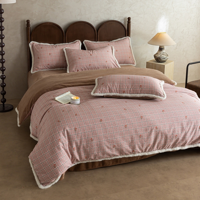 91家纺网 家纺一手货源 找家纺 迷尚家居 2025新款复古色织棉麻牛奶绒棉加绒四件套 秋恋红-绒