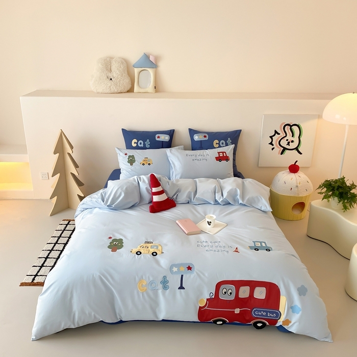 91家纺网 家纺一手货源 找家纺 （总）星野 2025新款40S水洗棉贴布绣四件套-汽车总动员