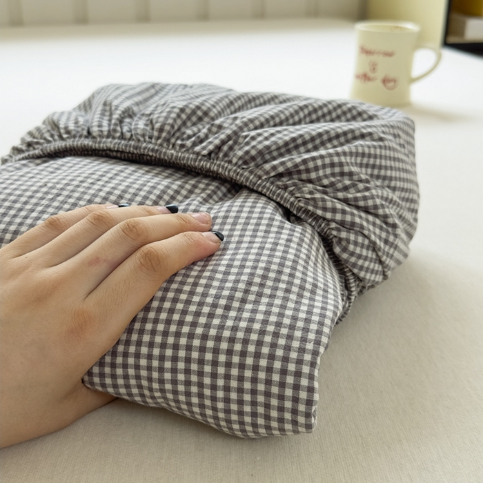 91家纺网 家纺一手货源 找家纺 （总）晚依家纺 2025新款A类色织全棉纯棉水洗棉床笠单件纯棉格子纯色学生宿舍定制定做