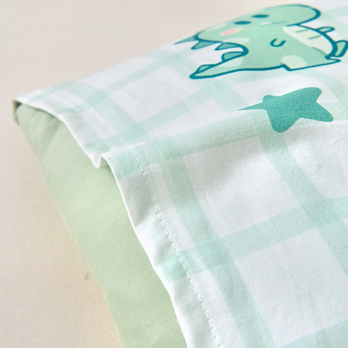 91家纺网 家纺一手货源 找家纺 （总）梵赫 2025新款纯棉A类50*50数码卡通大版婴童套件幼儿园三件套