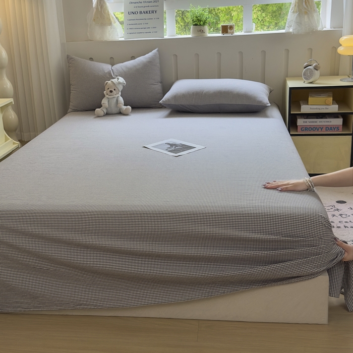91家纺网 家纺一手货源 找家纺 晚依家纺 2025新款A类色织全棉纯棉水洗棉床笠单件纯棉格子纯色学生宿舍定制定做 密格-烟灰