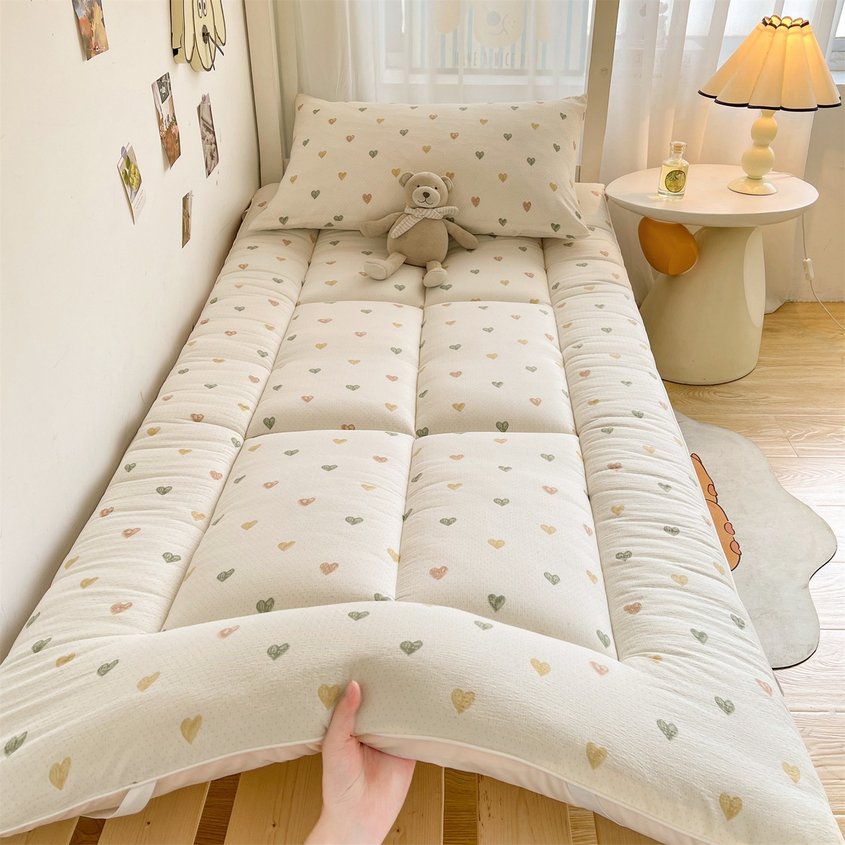91家纺网 家纺一手货源 找家纺 雯豆2025秋冬新品棉花床褥学生宿舍床垫床护垫加厚双层纱大学生床褥子 棉花床褥-爱心