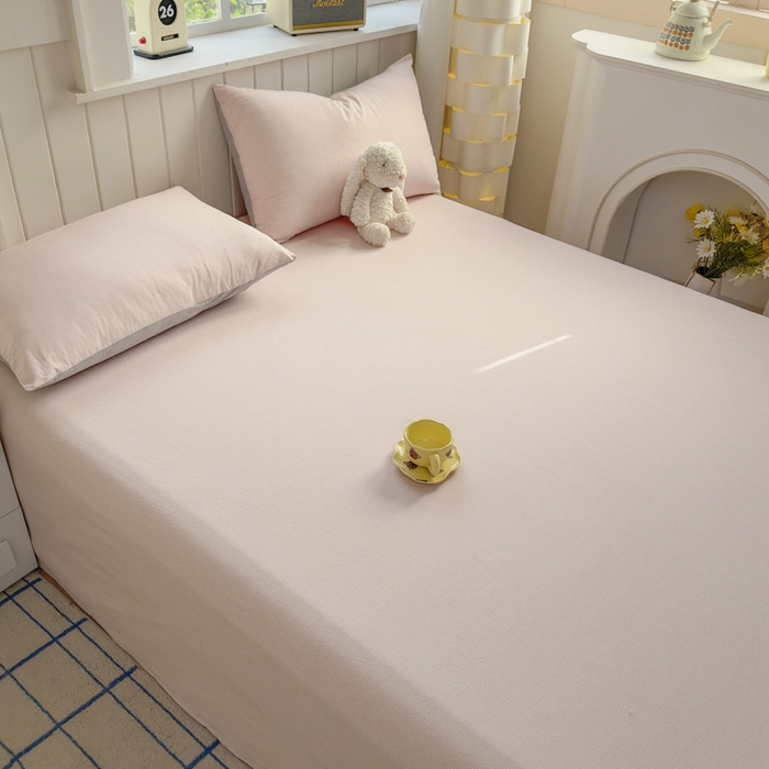 91家纺网 家纺一手货源 找家纺 晚依家纺 2025新款A类色织全棉纯棉水洗棉床笠单件纯棉格子纯色学生宿舍定制定做 密条-浅粉