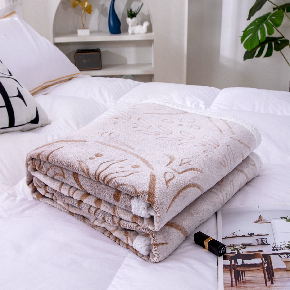 91家纺网 家纺一手货源 找家纺 来菲毛毯 2025新款3D雕花法兰绒毛毯 凤尾