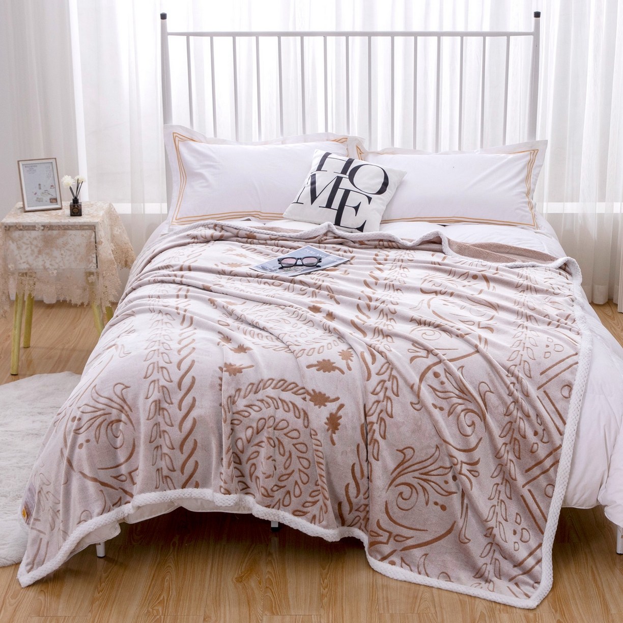 91家纺网 家纺一手货源 找家纺 来菲毛毯 2025新款3D雕花法兰绒毛毯 凤尾