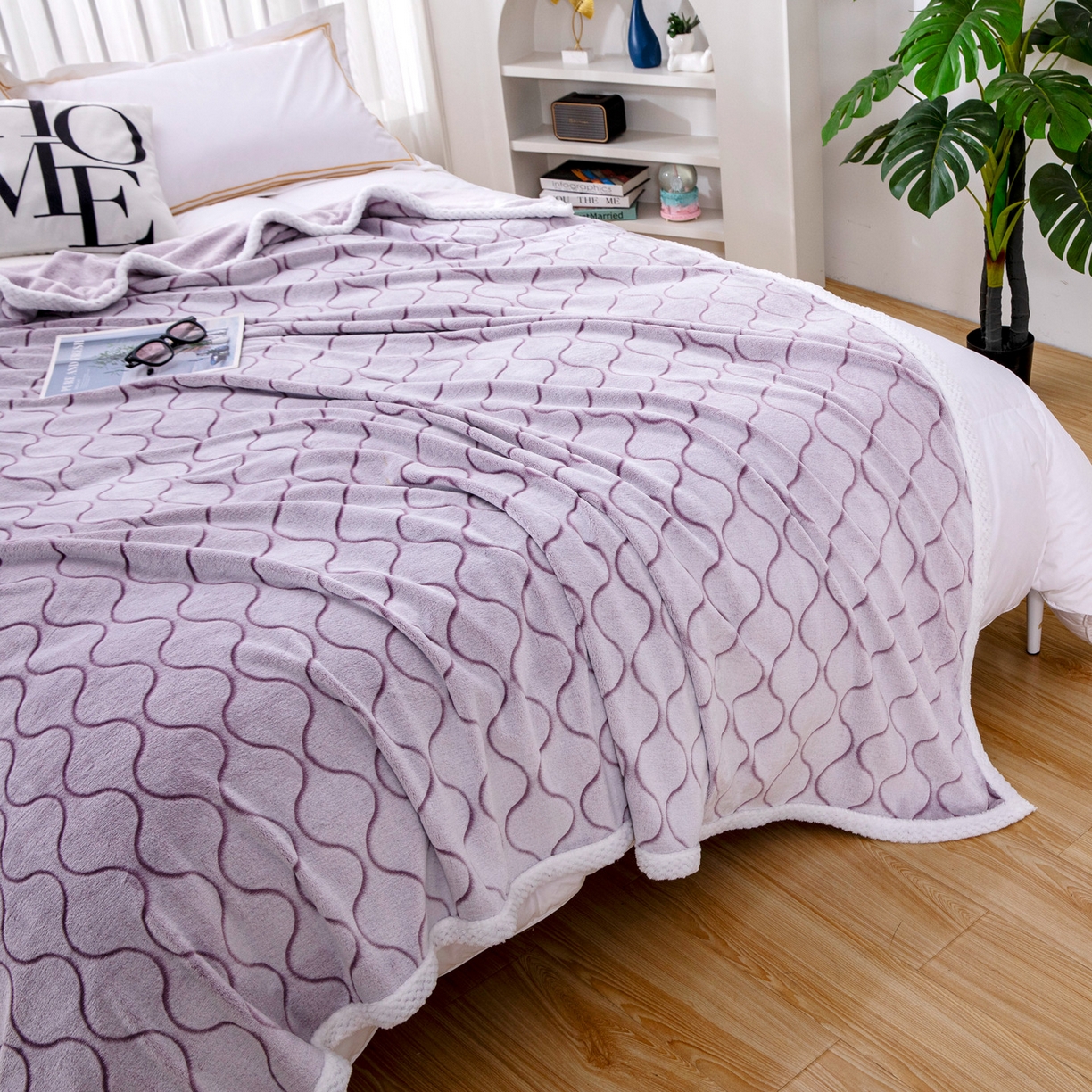 91家纺网 家纺一手货源 找家纺 来菲毛毯 2025新款3D雕花法兰绒毛毯 波纹