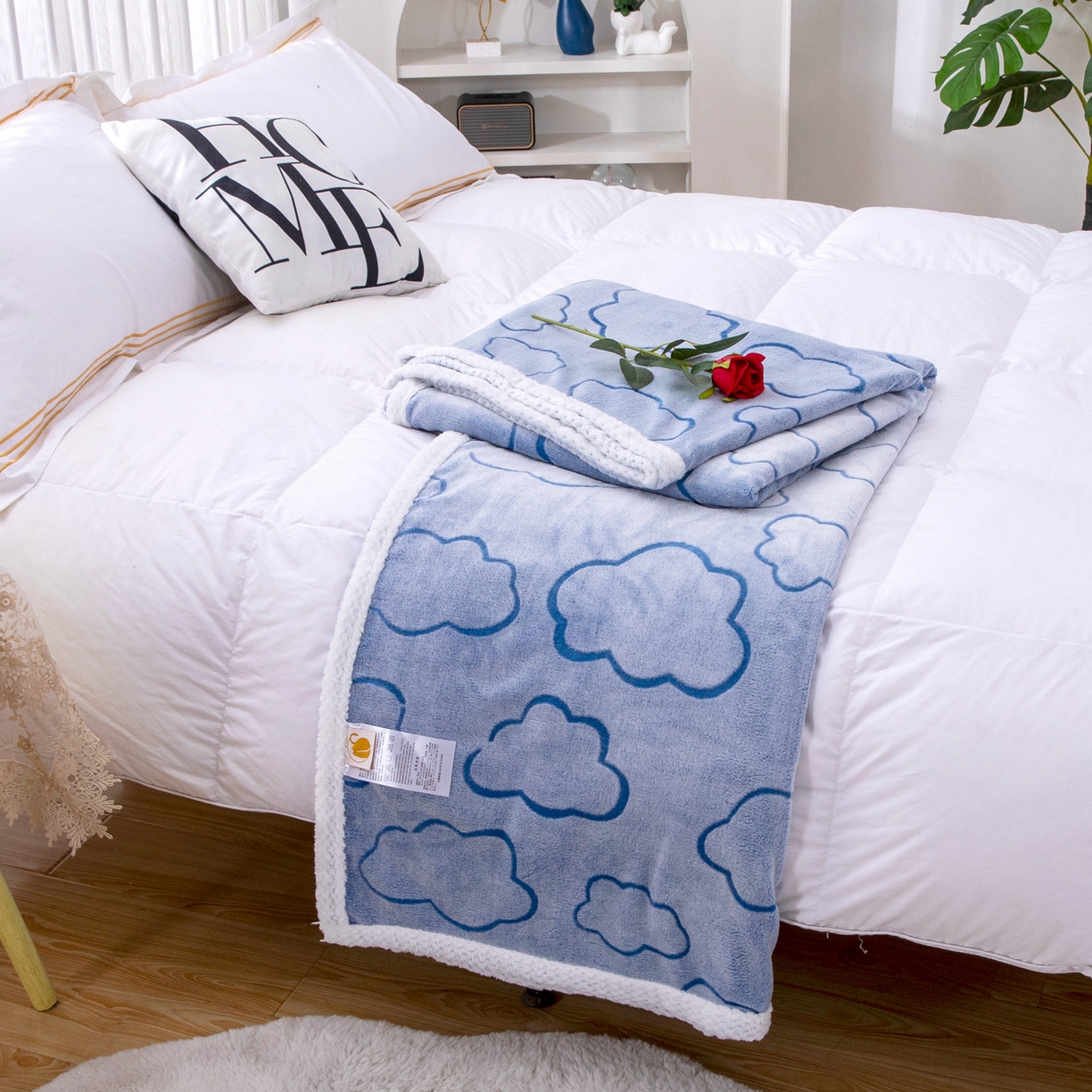 来菲毛毯 2025新款3D雕花法兰绒毛毯 云朵