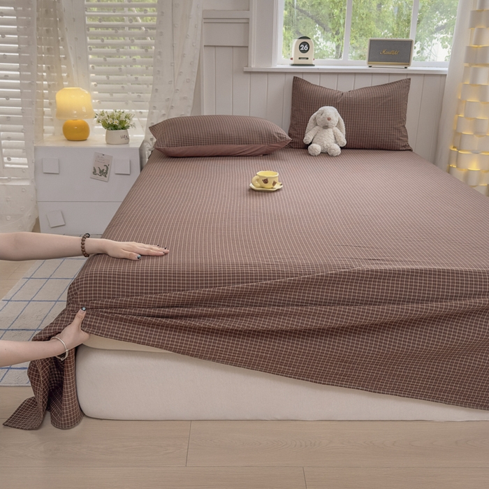 91家纺网 家纺一手货源 找家纺 晚依家纺 2025新款A类色织全棉纯棉水洗棉床笠单件纯棉格子纯色学生宿舍定制定做 沐风-焦糖