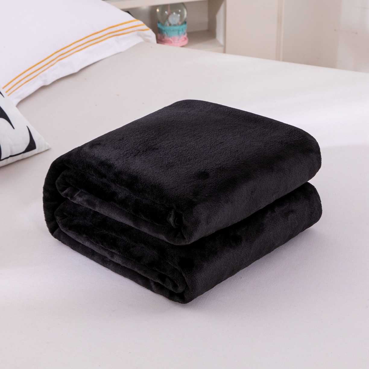 91家纺网 家纺一手货源 找家纺 总2025纯色加厚法莱绒毛毯珊瑚绒毯子多规格盖毯1.5KG