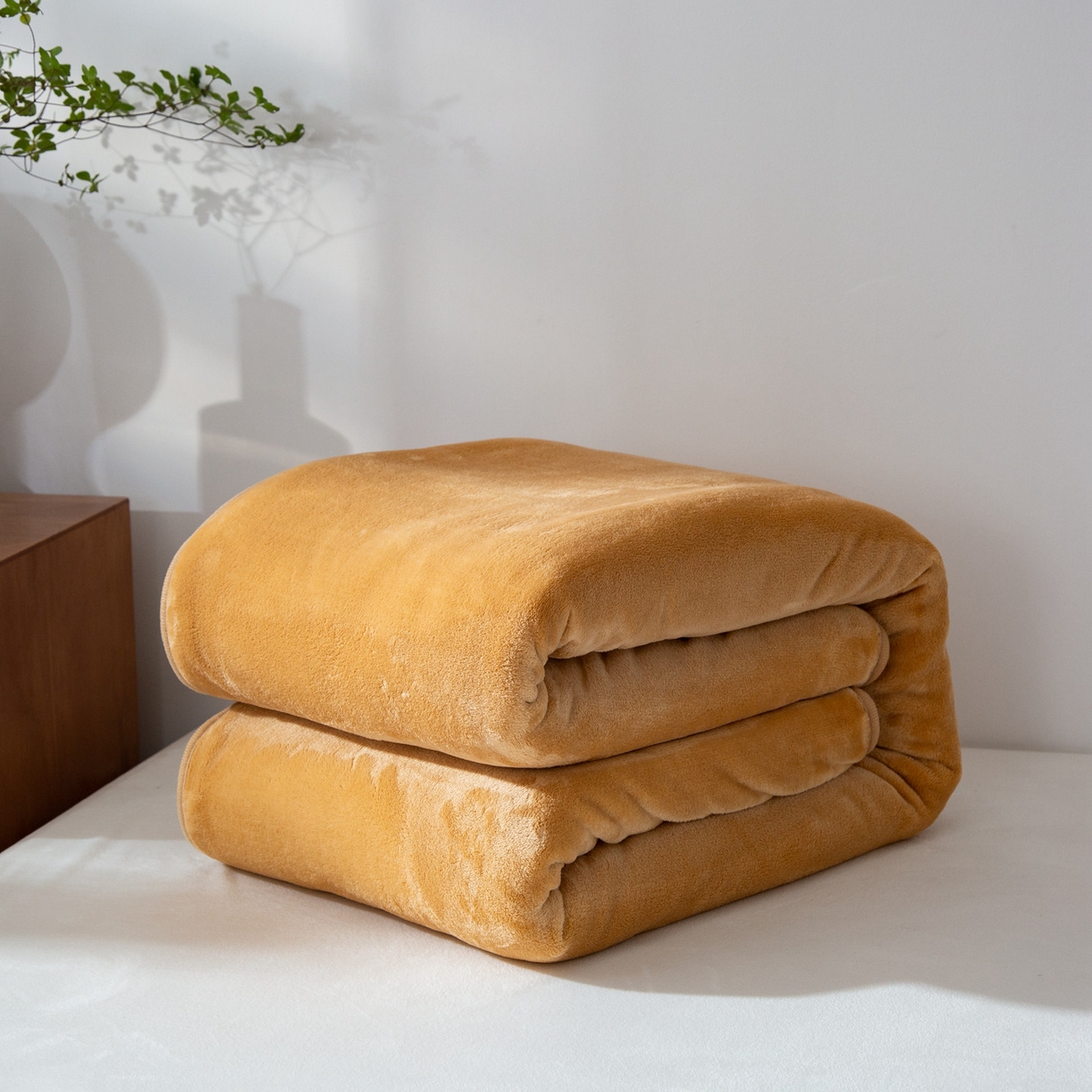 91家纺网 家纺一手货源 找家纺 （总）来菲毛毯 2025新款320克加厚保暖毛毯秋冬单人/双人床宿舍午睡毯办公室盖腿毯