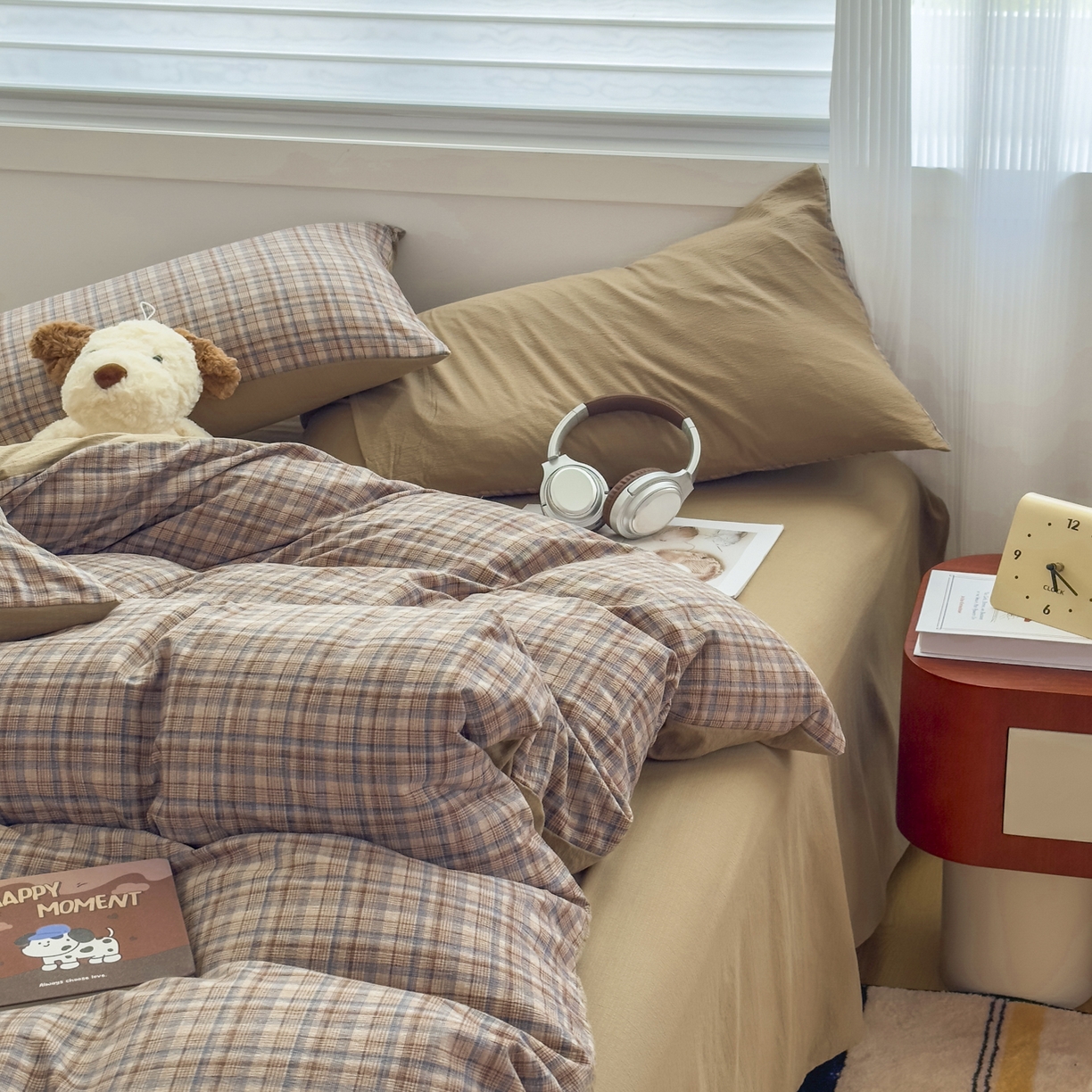 91家纺网 家纺一手货源 找家纺 亨通家纺 2025新款复古原麻双层纱格子系列四件套 暖棕絮语