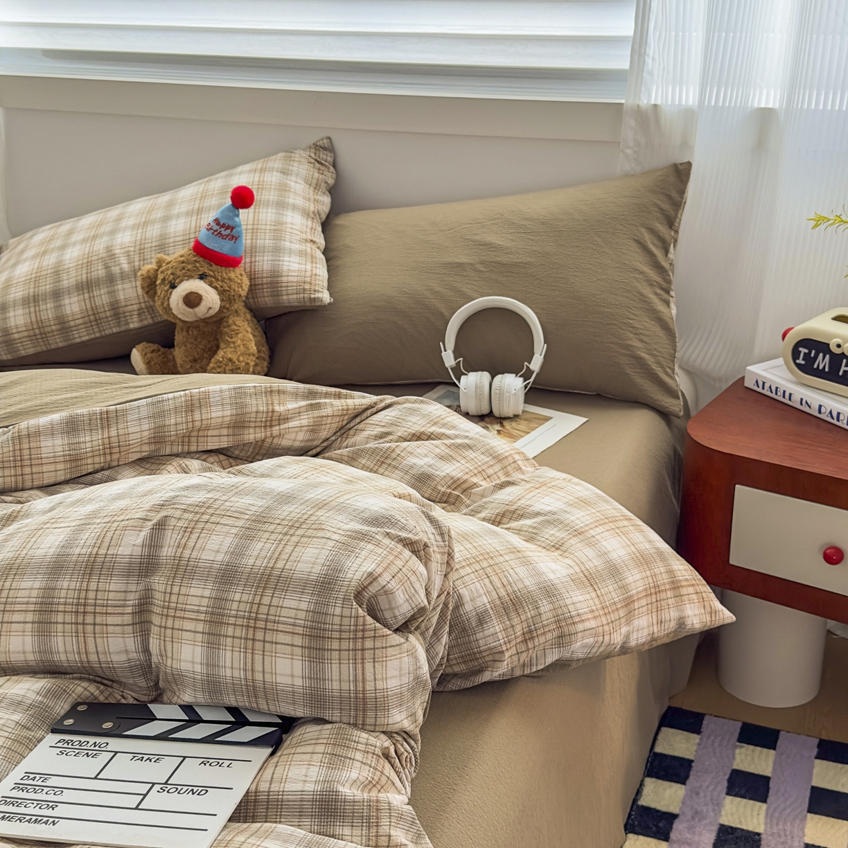 91家纺网 家纺一手货源 找家纺 亨通家纺 2025新款复古原麻双层纱格子系列四件套 格韵暖眠