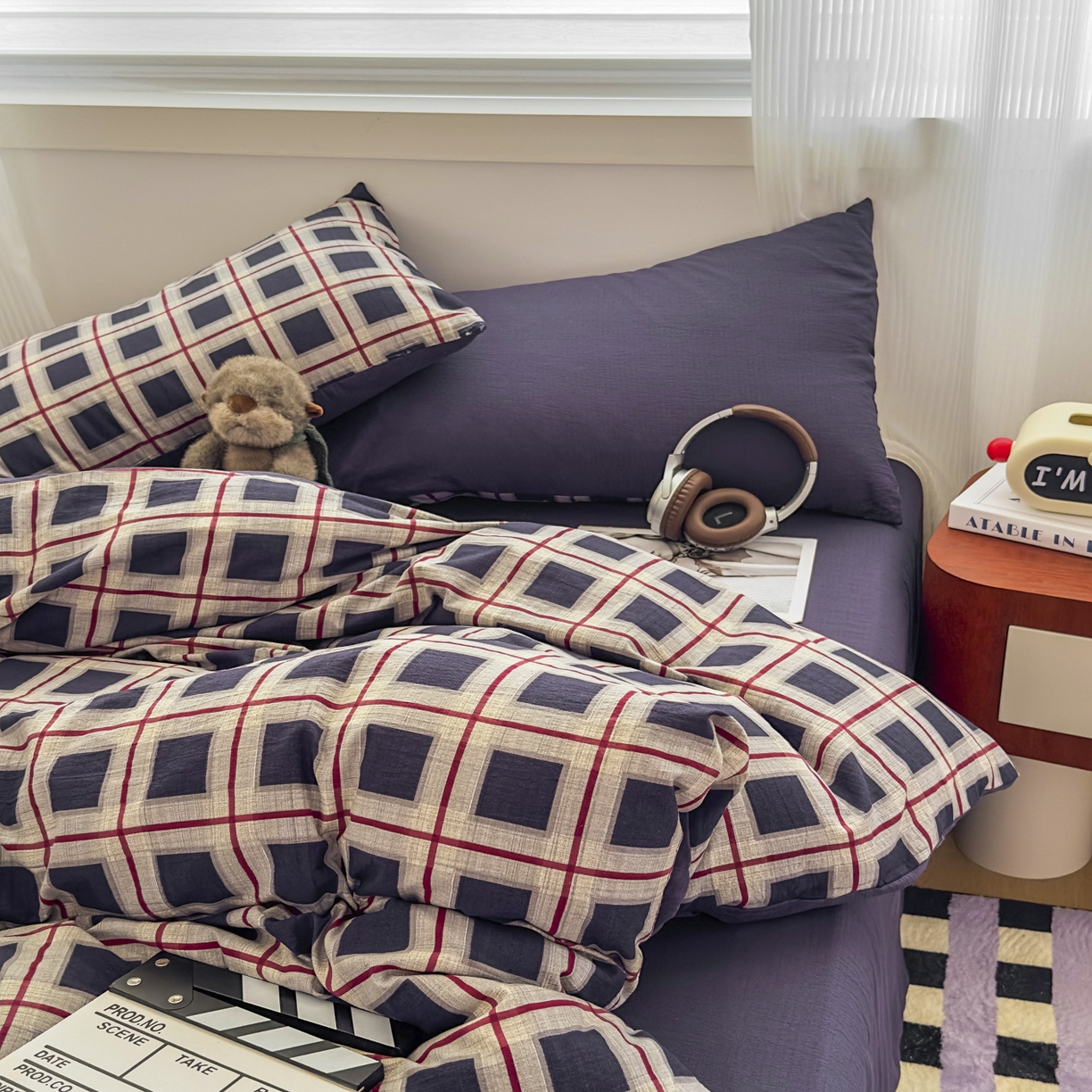 91家纺网 家纺一手货源 找家纺 亨通家纺 2025新款复古原麻双层纱格子系列四件套 格纹夜曲