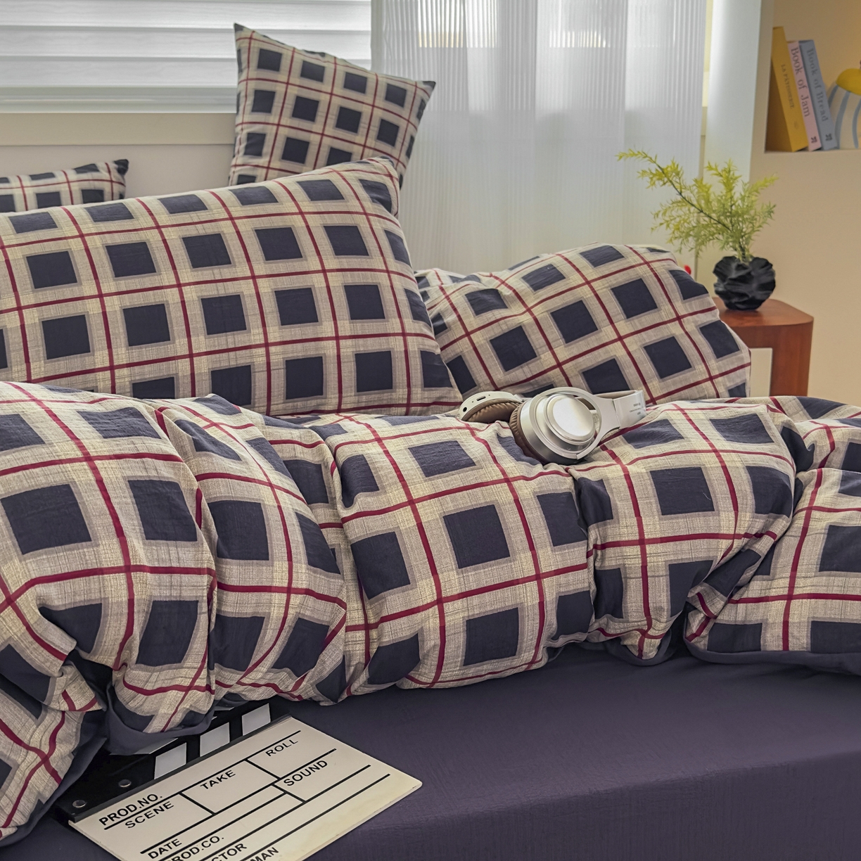 91家纺网 家纺一手货源 找家纺 亨通家纺 2025新款复古原麻双层纱格子系列四件套 格纹夜曲