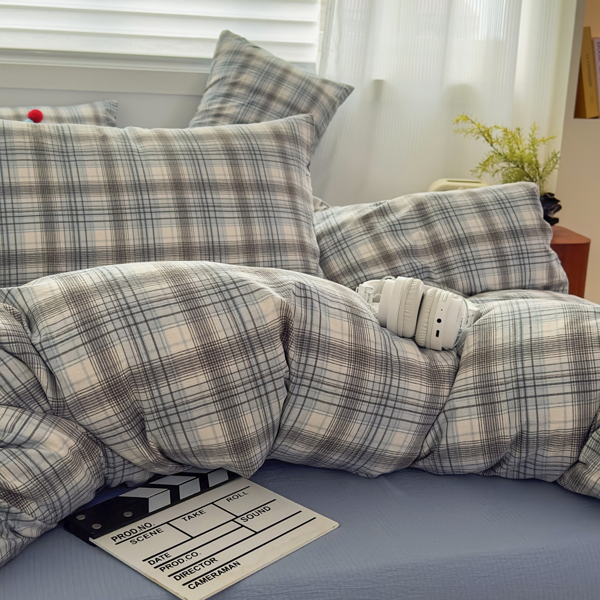 91家纺网 家纺一手货源 找家纺 亨通家纺 2025新款复古原麻双层纱格子系列四件套 蓝调格眠