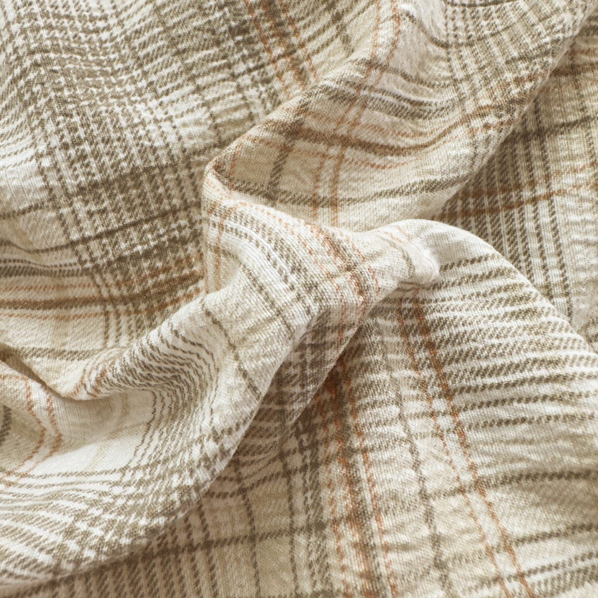 91家纺网 家纺一手货源 找家纺 亨通家纺 2025新款复古原麻双层纱格子系列四件套 格韵暖眠