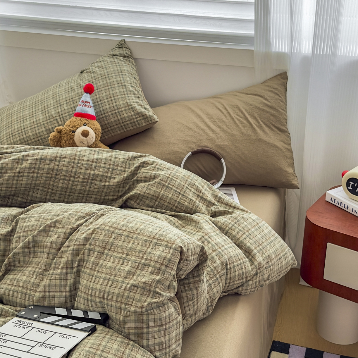 91家纺网 家纺一手货源 找家纺 亨通家纺 2025新款复古原麻双层纱格子系列四件套 青格漫眠