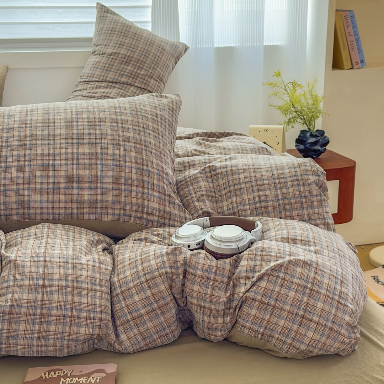 91家纺网 家纺一手货源 找家纺 亨通家纺 2025新款复古原麻双层纱格子系列四件套 暖棕絮语