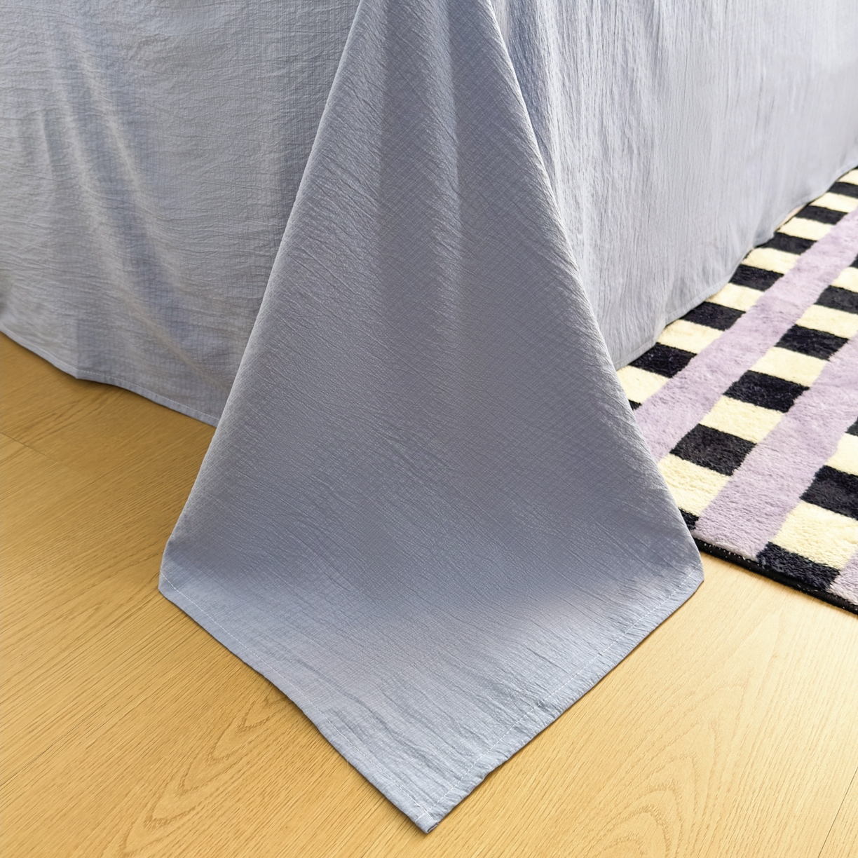 91家纺网 家纺一手货源 找家纺 亨通家纺 2025新款复古原麻双层纱格子系列四件套 蓝调格眠