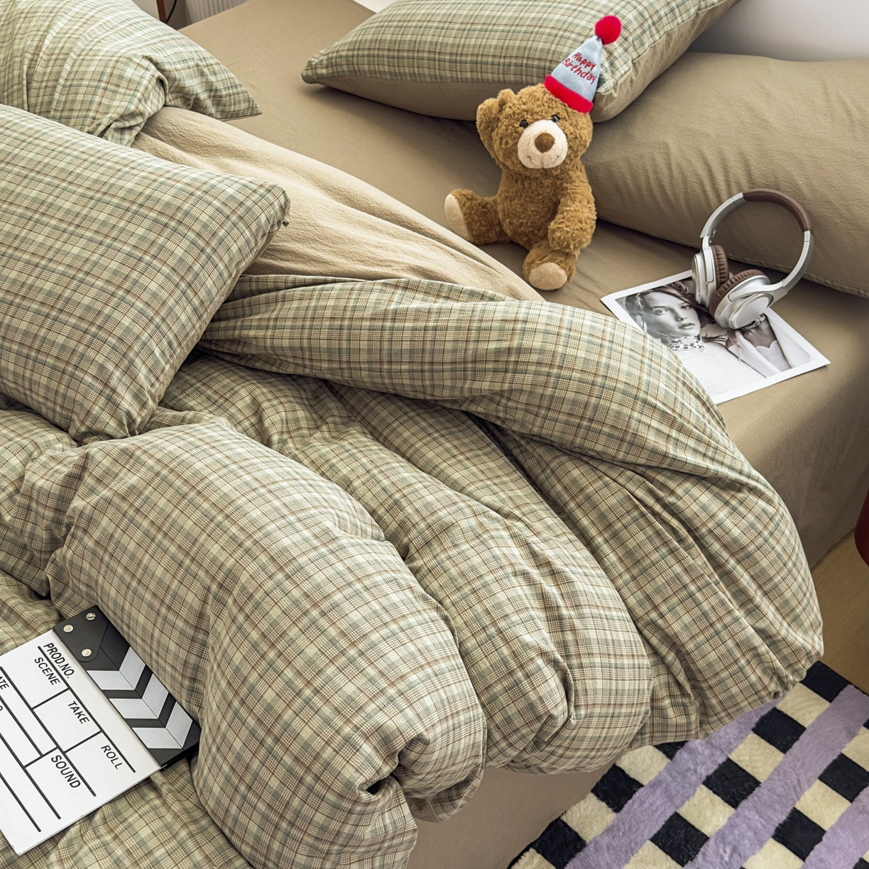 91家纺网 家纺一手货源 找家纺 亨通家纺 2025新款复古原麻双层纱格子系列四件套 青格漫眠