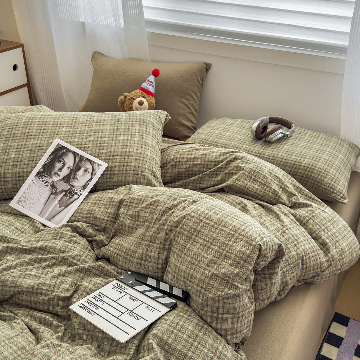 91家纺网 家纺一手货源 找家纺 亨通家纺 2025新款复古原麻双层纱格子系列四件套 青格漫眠