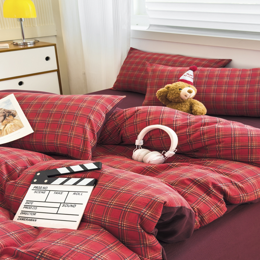 91家纺网 家纺一手货源 找家纺 亨通家纺 2025新款复古原麻双层纱格子系列四件套 绯梦