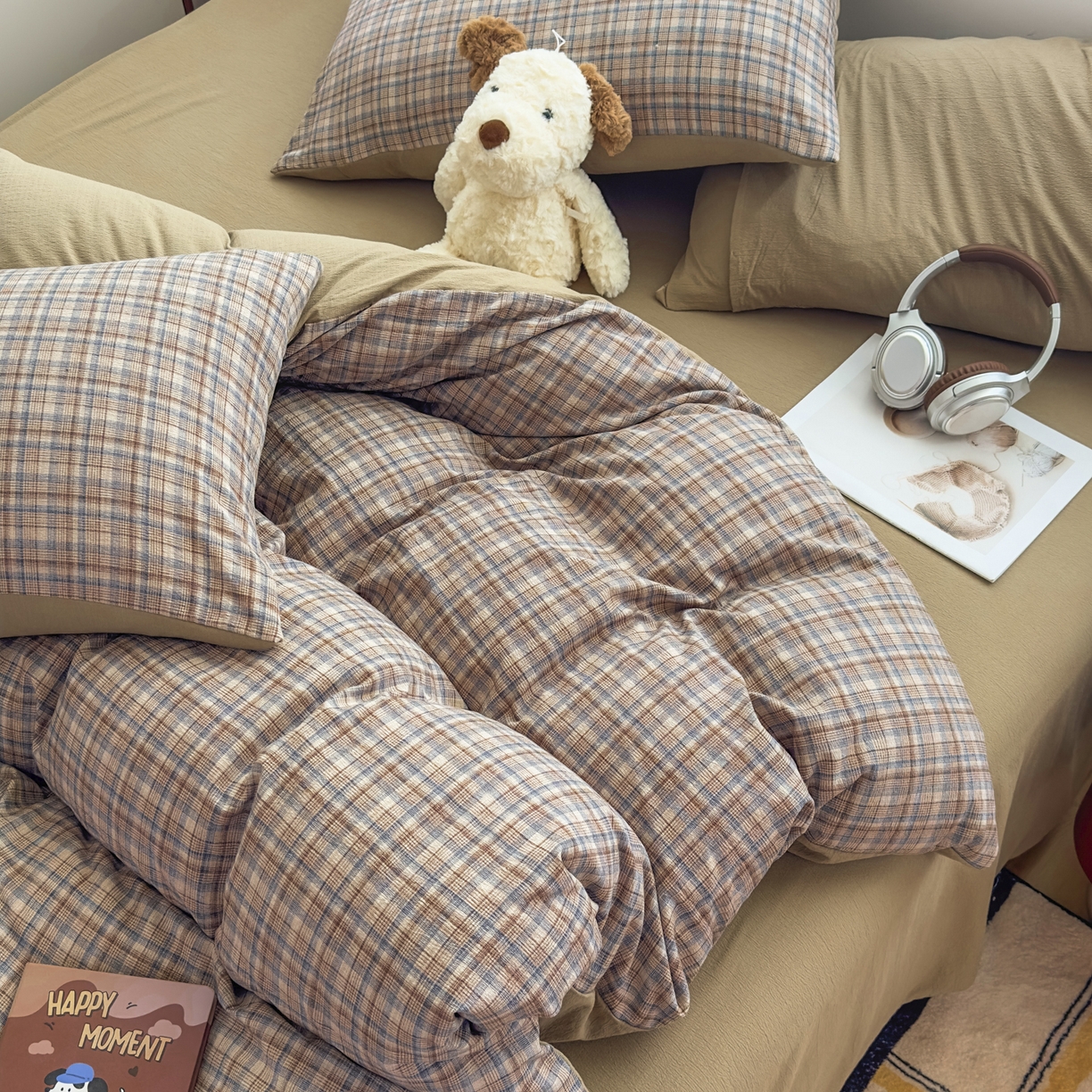 91家纺网 家纺一手货源 找家纺 亨通家纺 2025新款复古原麻双层纱格子系列四件套 暖棕絮语