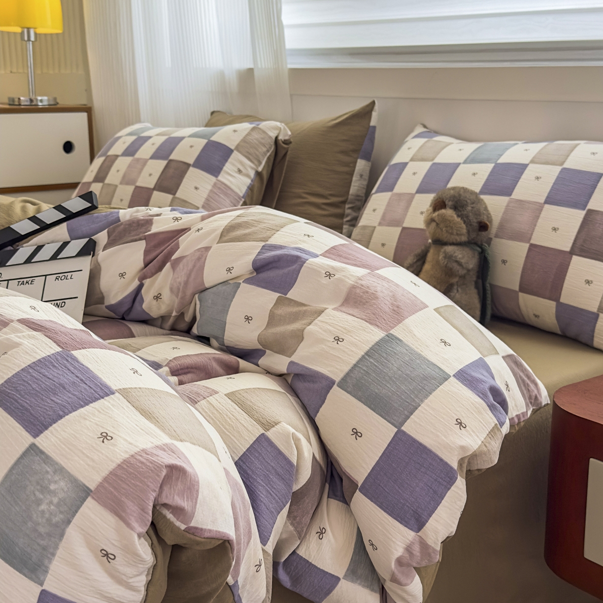 91家纺网 家纺一手货源 找家纺 亨通家纺 2025新款复古原麻双层纱格子系列四件套 漫格温情