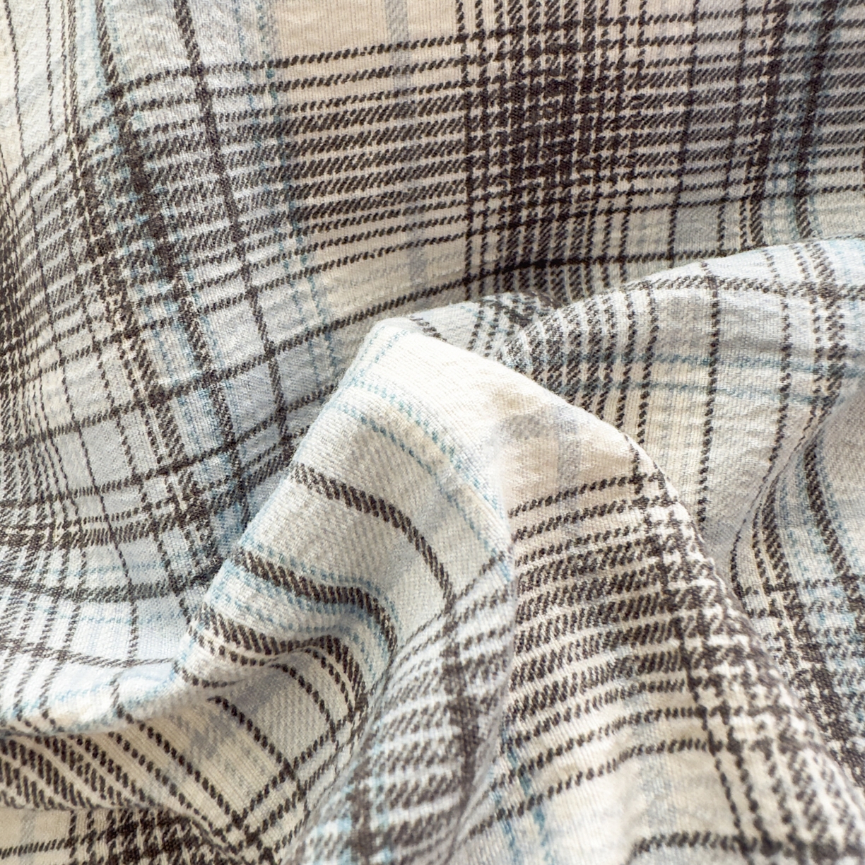 91家纺网 家纺一手货源 找家纺 亨通家纺 2025新款复古原麻双层纱格子系列四件套 蓝调格眠