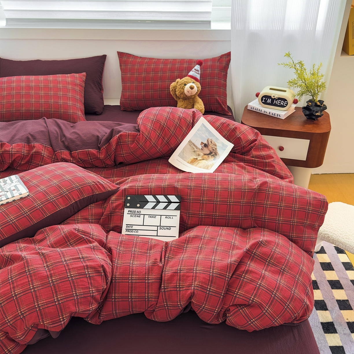 91家纺网 家纺一手货源 找家纺 亨通家纺 2025新款复古原麻双层纱格子系列四件套 绯梦