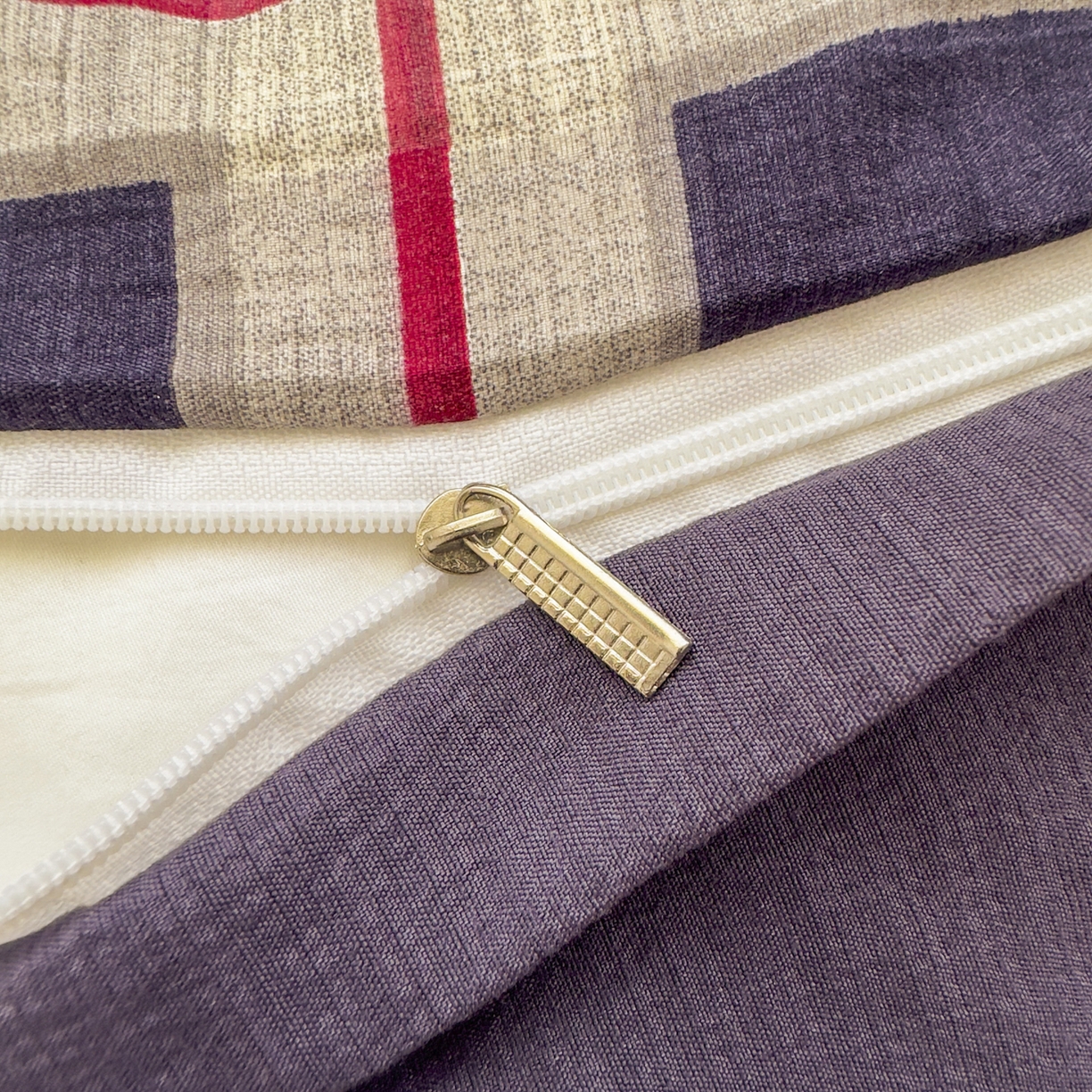 91家纺网 家纺一手货源 找家纺 亨通家纺 2025新款复古原麻双层纱格子系列四件套 格纹夜曲