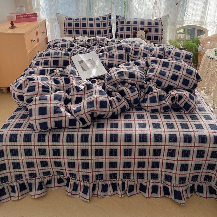 91家纺网 家纺一手货源 找家纺 轻奢坊 2025新款125g高克重皱皱撒欢复古格子蕾丝花边四件套 复古炭黑