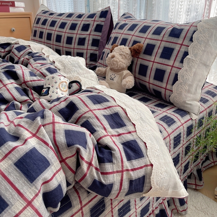 91家纺网 家纺一手货源 找家纺 轻奢坊 2025新款125g高克重皱皱撒欢复古格子蕾丝花边四件套 复古炭黑