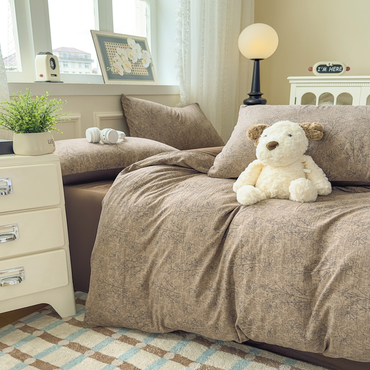 91家纺网 家纺一手货源 找家纺 亨通家纺 2025新款复古原麻双层纱臻至系列四件套 复古棕花